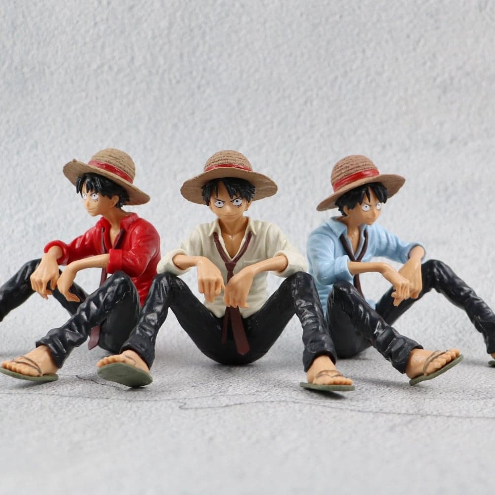 Figurine One Piece Monkey D. Luffy assis