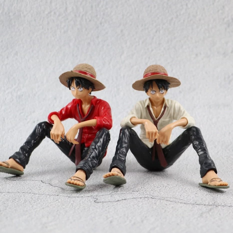 Figurine One Piece Monkey D. Luffy assis