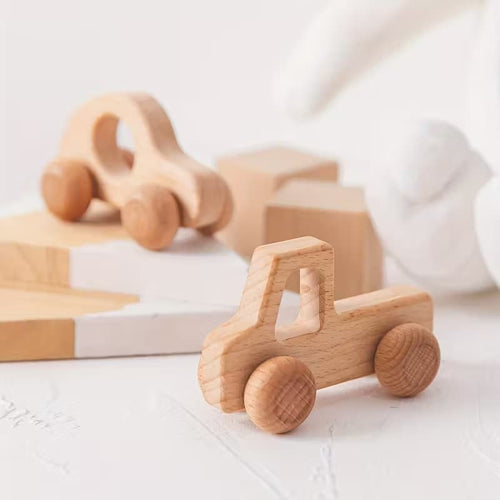 Jouets véhicules en bois