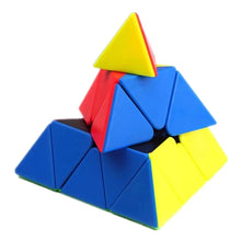 Rubik’s cube enfant pyramide magique