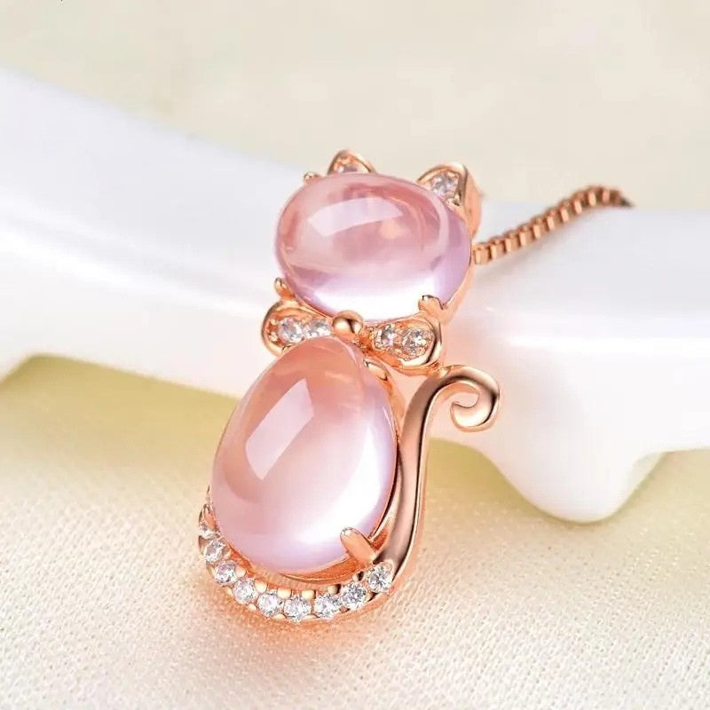 Collier ras du cou forme chat en quartz rose