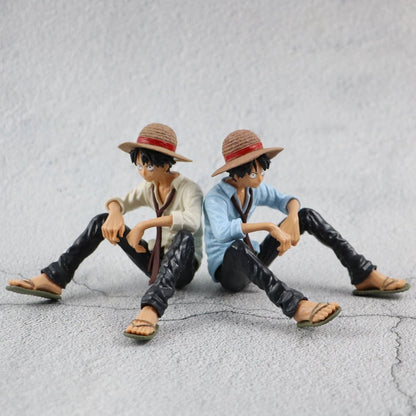 Figurine One Piece Monkey D. Luffy assis