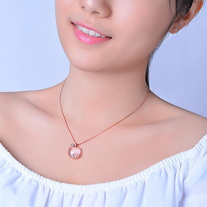 Collier ras du cou forme pomme en quartz rose