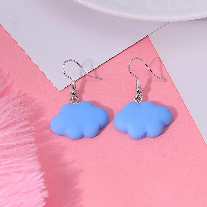 Boucles d’oreilles pendantes en forme de nuages