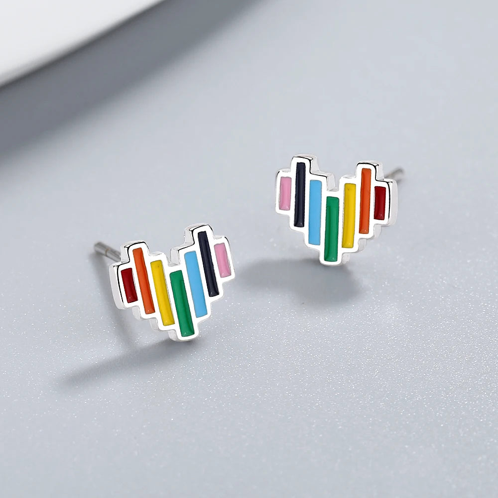 Boucles d’oreilles mignonnes en forme de cœurs arc-en-ciel pour fillette