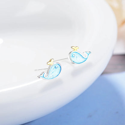 Clou d’oreille en forme de baleine bleu pour fille