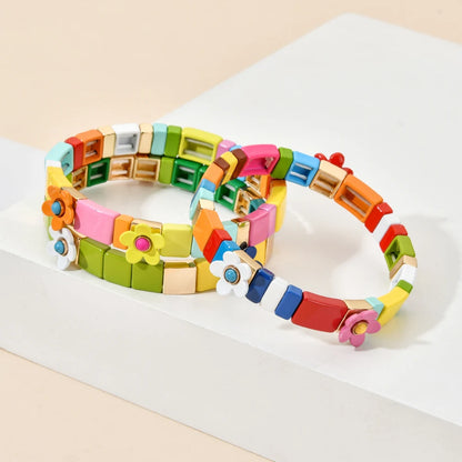 Bracelet coloré motif floral pour fille
