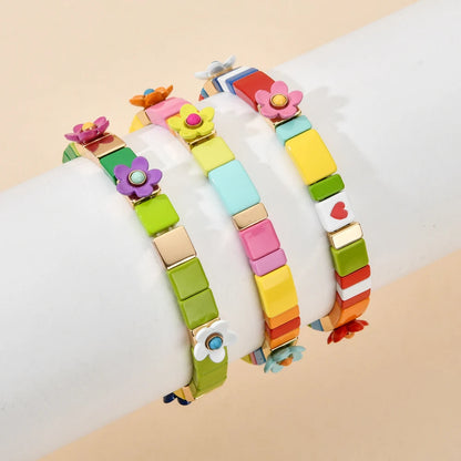 Bracelet coloré motif floral pour fille