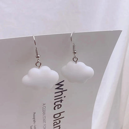 Boucles d’oreilles pendantes en forme de nuages