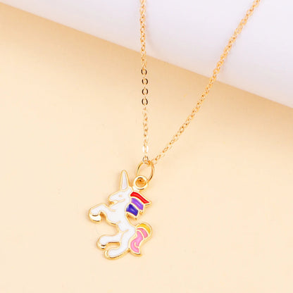 Collier en chaîne avec pendentif licorne