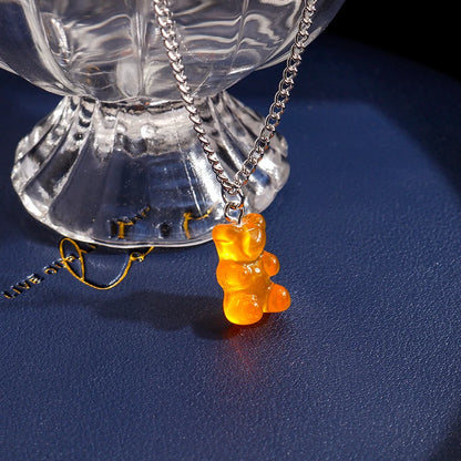 Collier en chaîne avec pendentif ours coloré