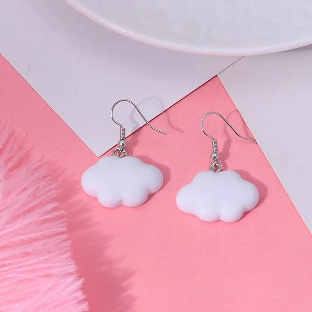Boucles d’oreilles pendantes en forme de nuages