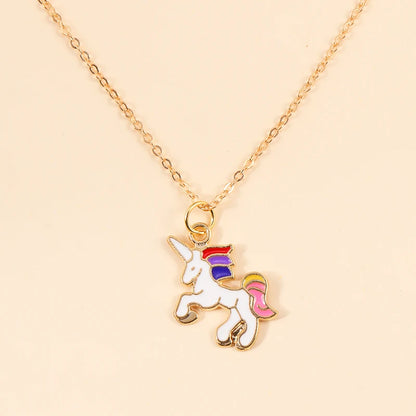 Collier en chaîne avec pendentif licorne