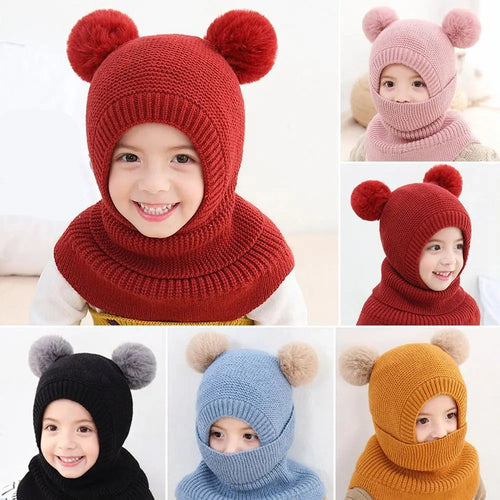 Cagoule et écharpe en tricot à double pompon