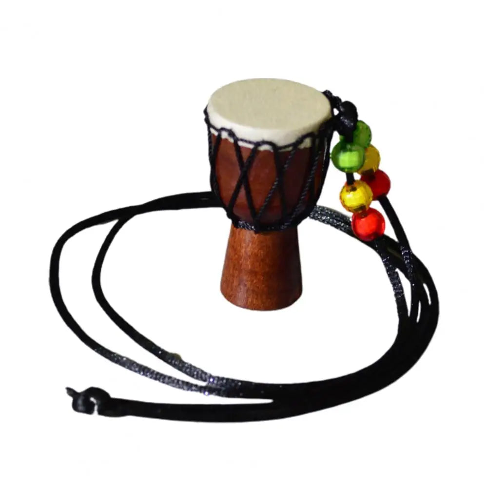 Collier ethnique avec pendentif tambour africain