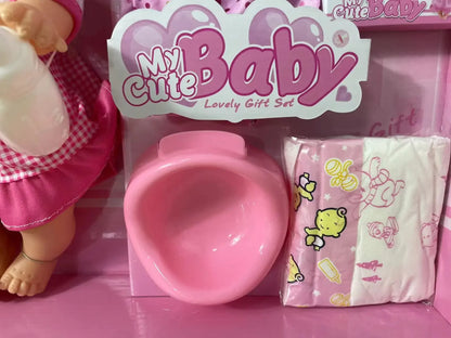 Poupée qui boit et fait pipi