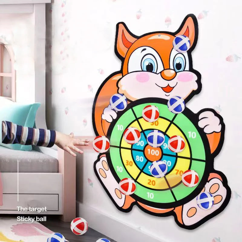 Jeu Montessori enfants dès 3 ans lancer de balles sur cible pour la motricité