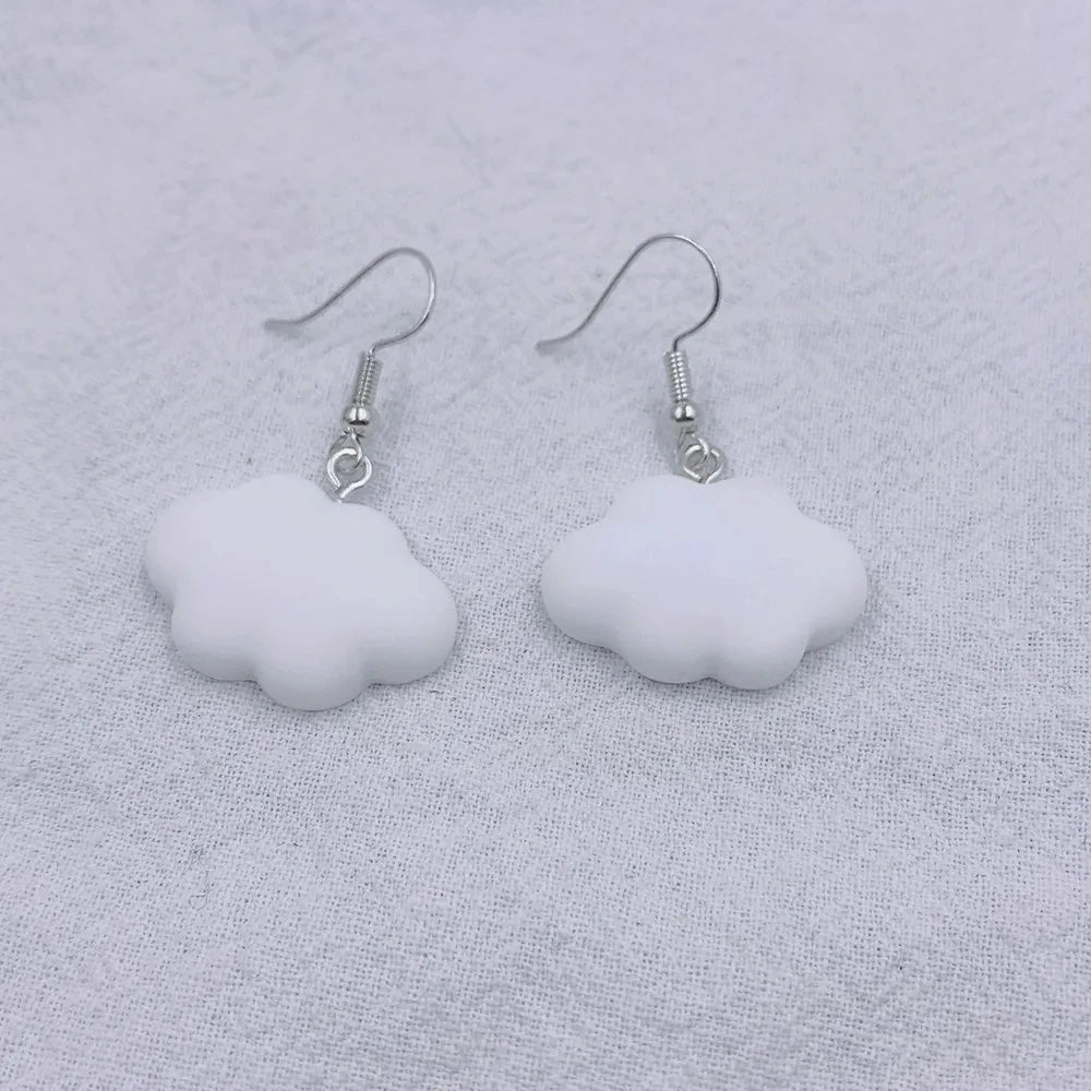 Boucles d’oreilles pendantes en forme de nuages