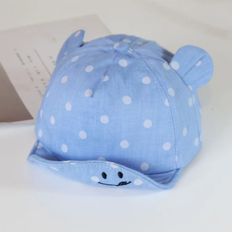 Bonnet casquette à pois avec oreille