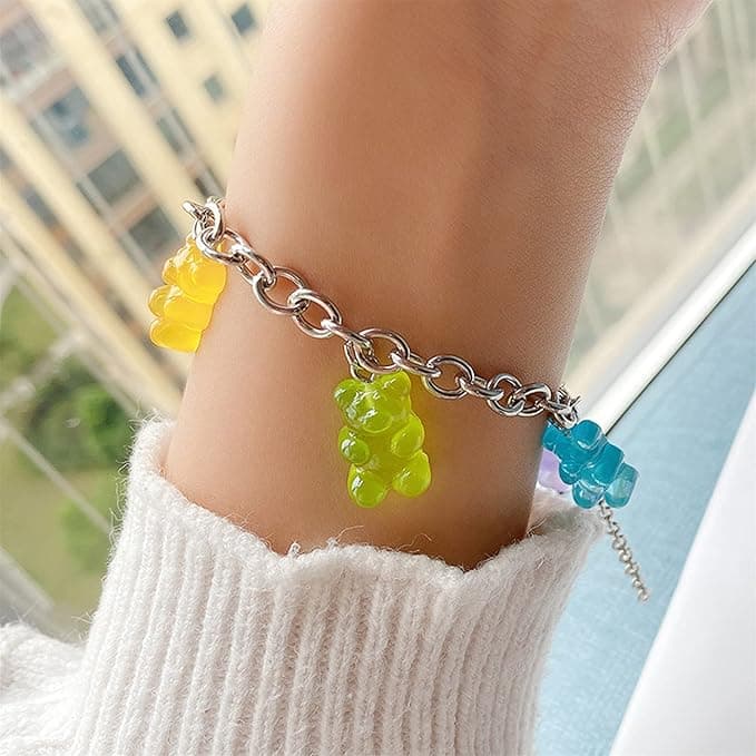 Bracelet enfant avec pendentif ourson multicolore