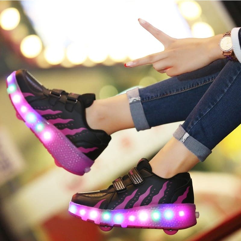 Chaussures rollers lumineux motif vagues pour enfants