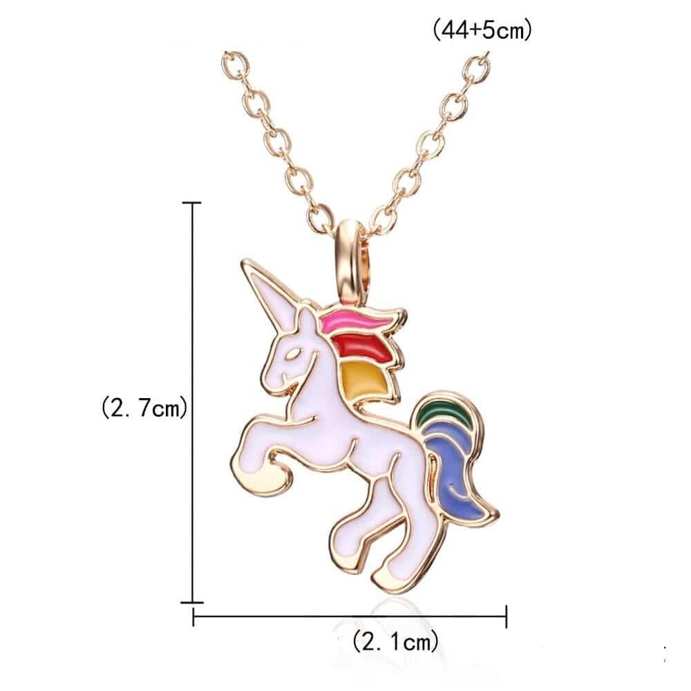 Collier en chaîne avec pendentif licorne