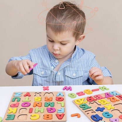 Planche de bois avec puzzle coloré alphabet et chiffre